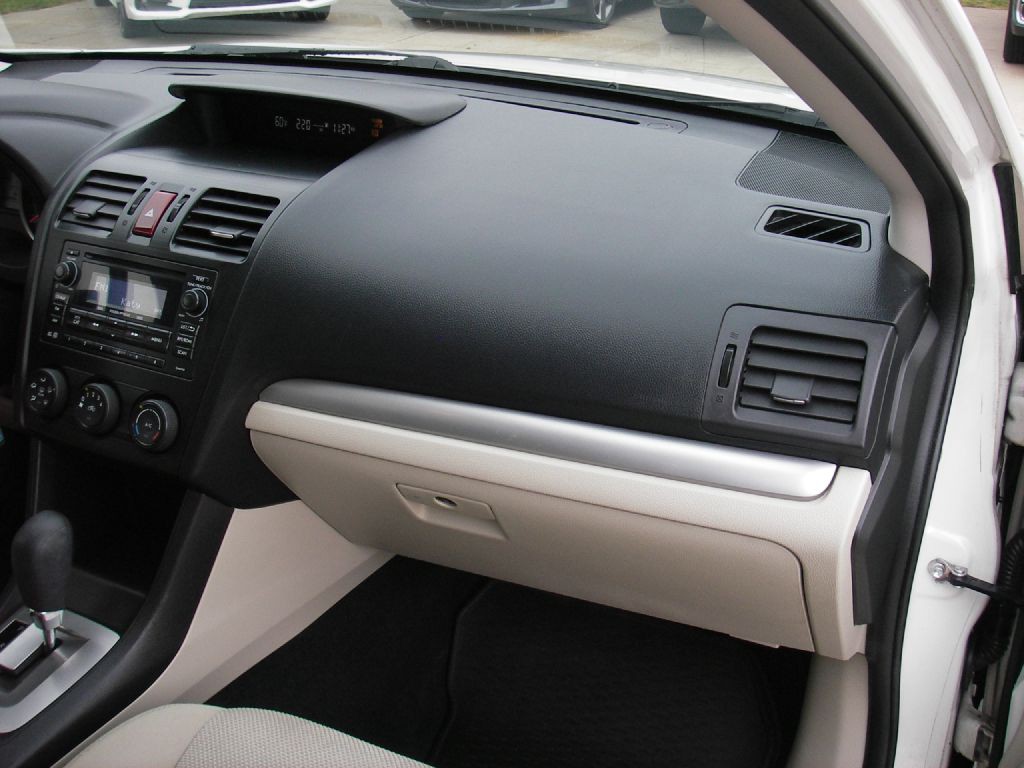 2014 Subaru Crosstrek Image 32