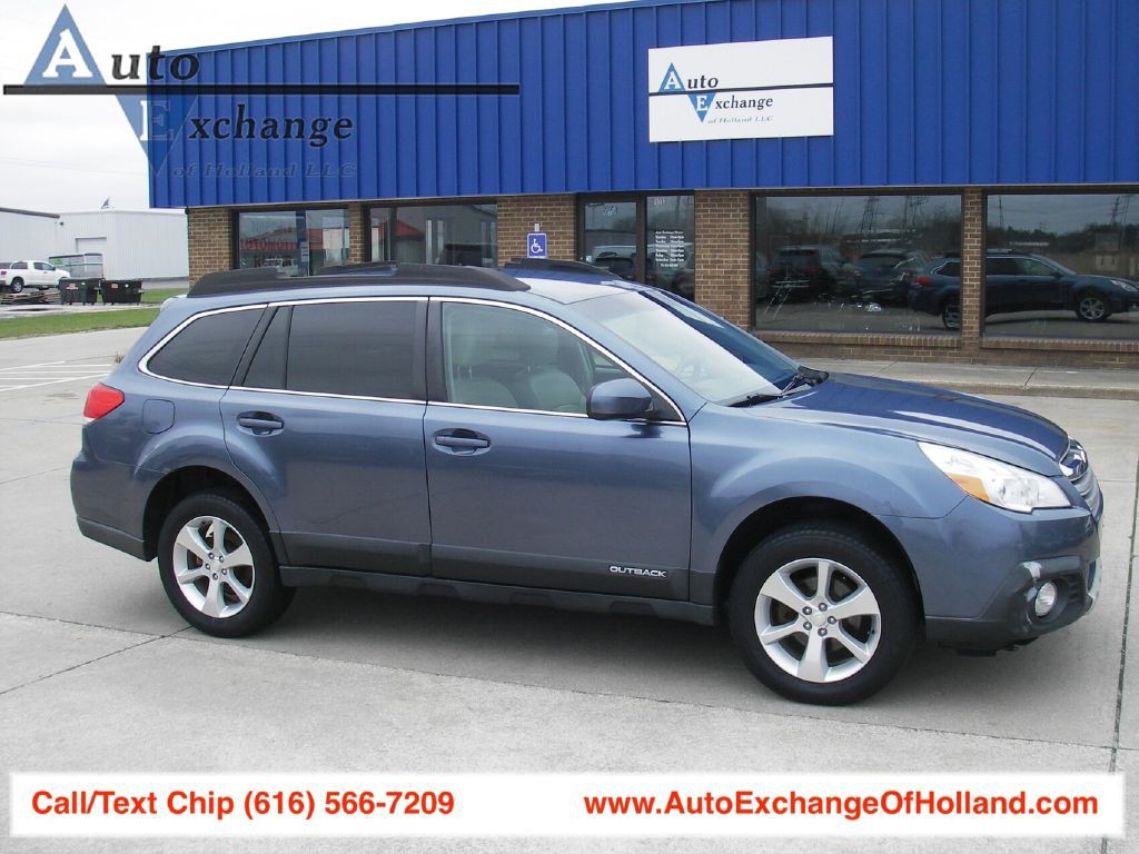 2014 Subaru Outback Image 1