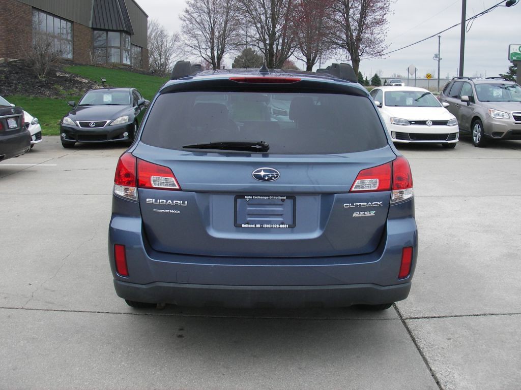 2014 Subaru Outback Image 7