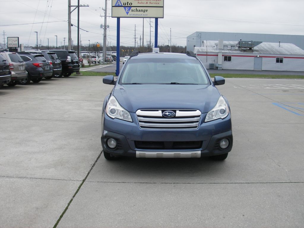 2014 Subaru Outback Image 12