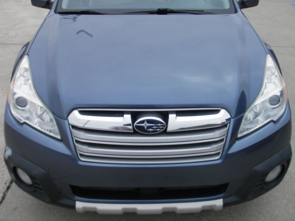 2014 Subaru Outback Image 13