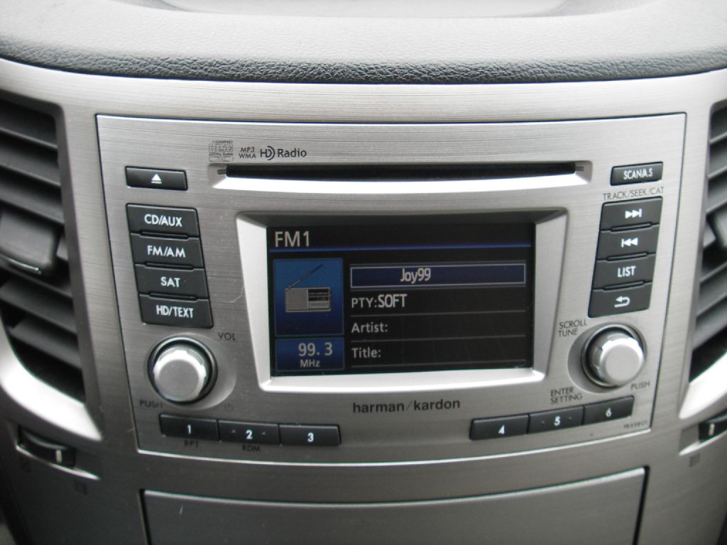 2014 Subaru Outback Image 20