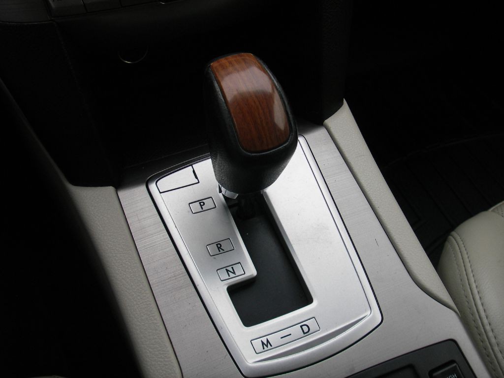 2014 Subaru Outback Image 22