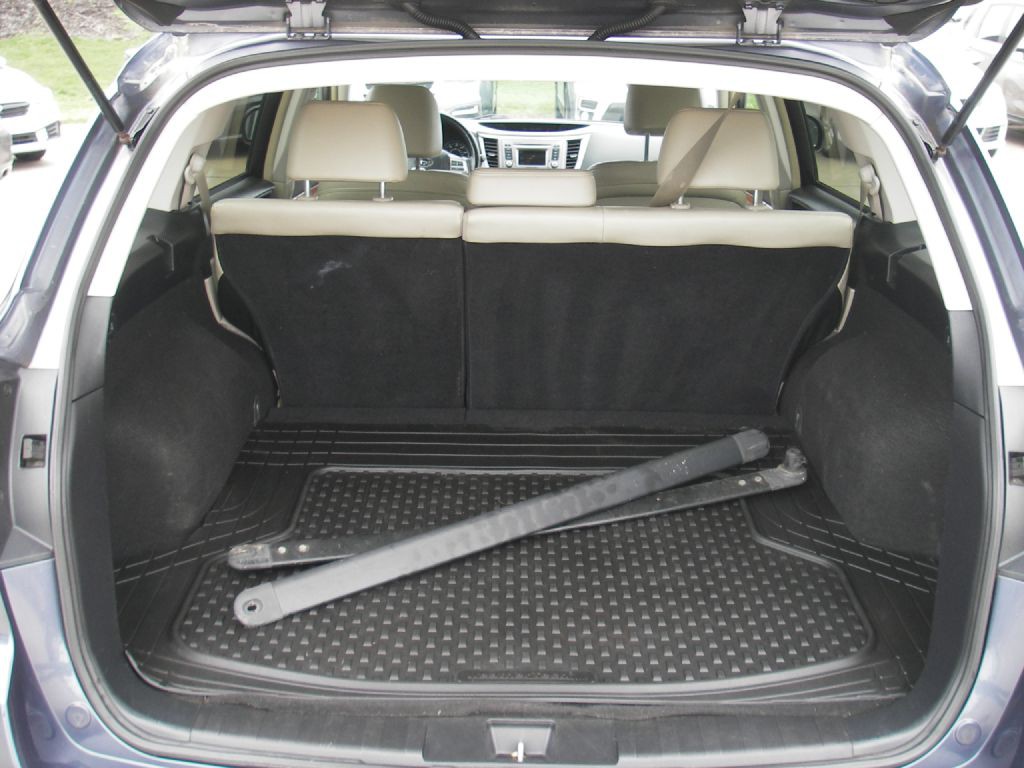 2014 Subaru Outback Image 27