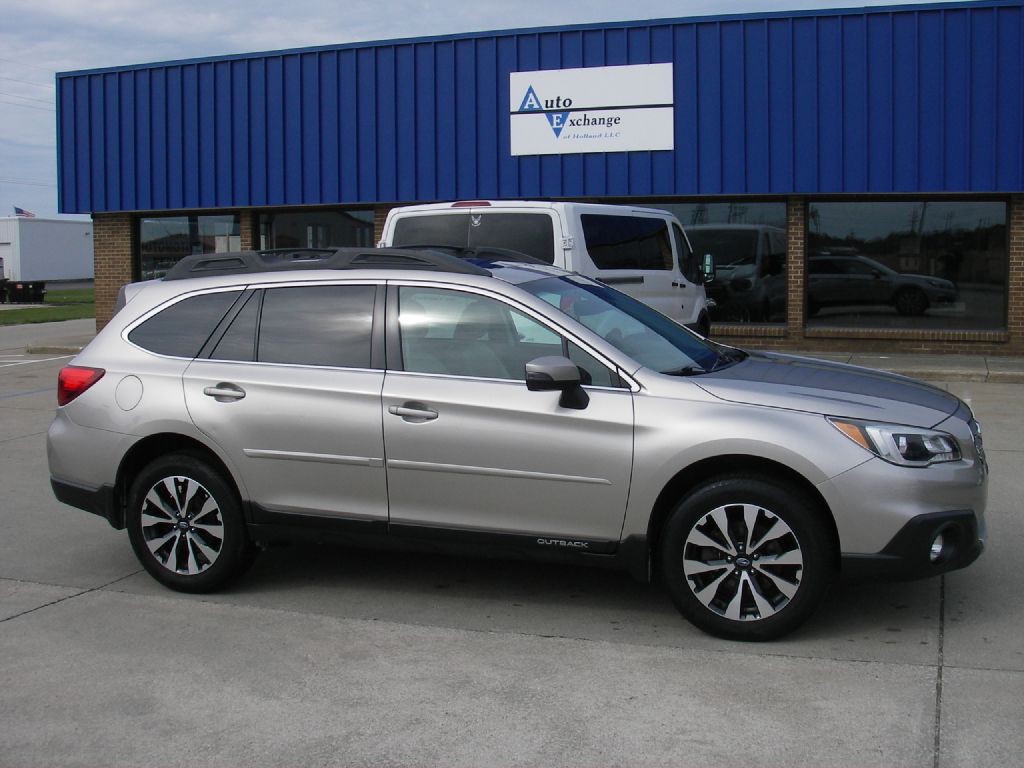 2017 Subaru Outback Image 3