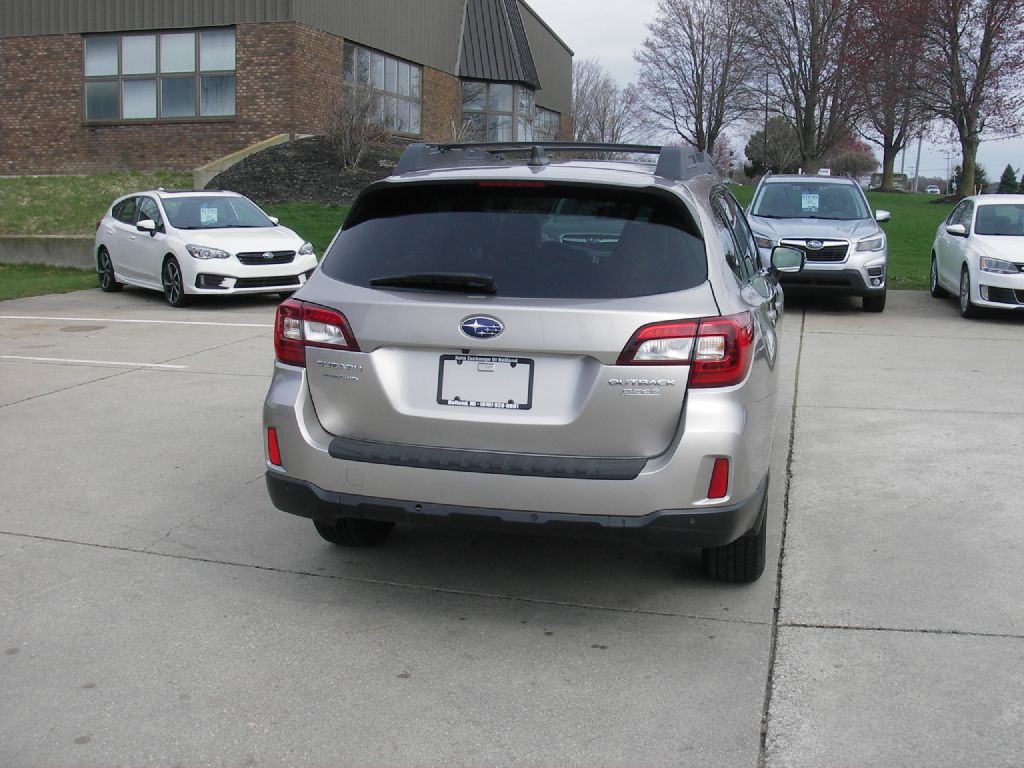 2017 Subaru Outback Image 6