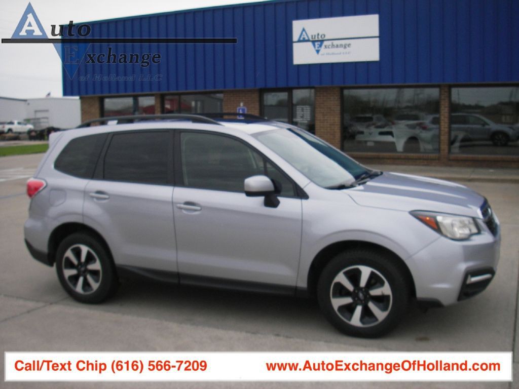 2017 Subaru Forester Image 1