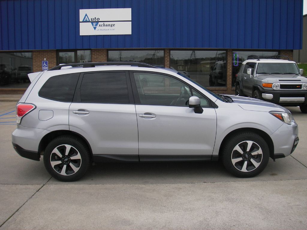 2017 Subaru Forester Image 4