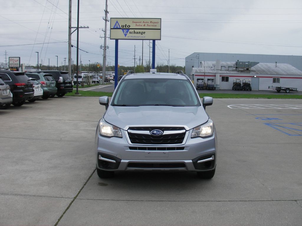 2017 Subaru Forester Image 12