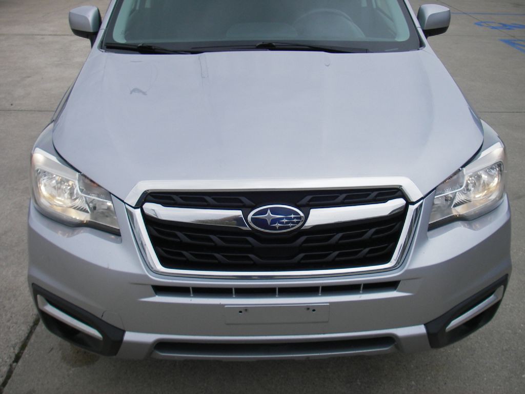 2017 Subaru Forester Image 13