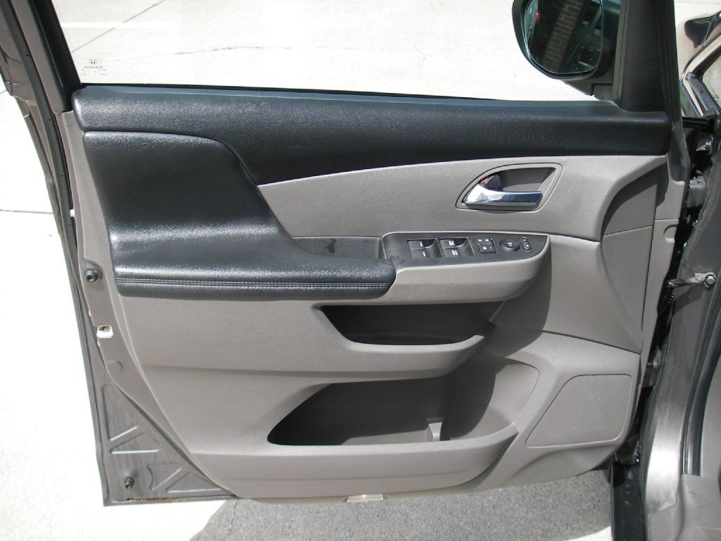 2014 Honda Odyssey Image 14