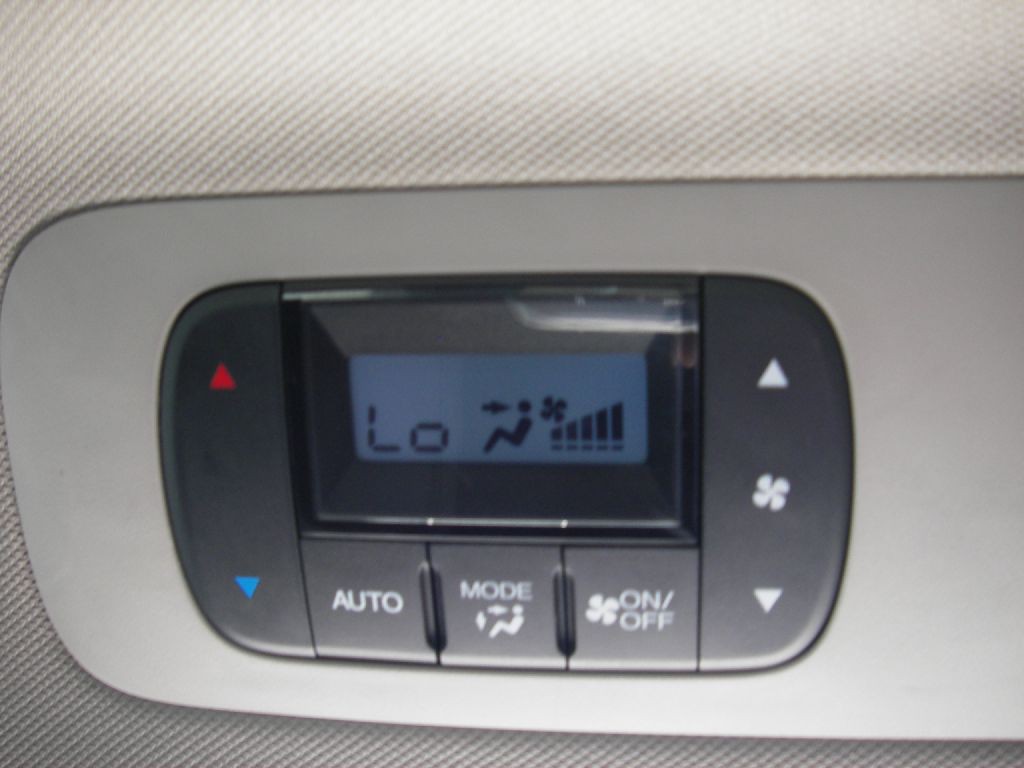 2014 Honda Odyssey Image 31