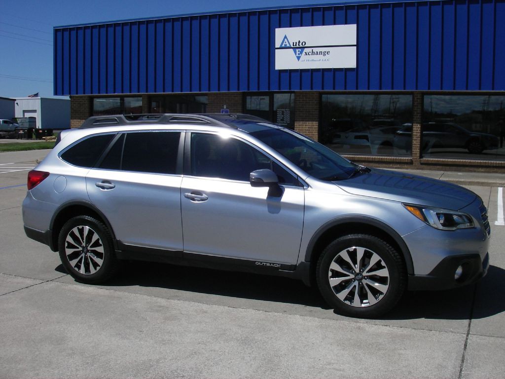 2017 Subaru Outback Image 3