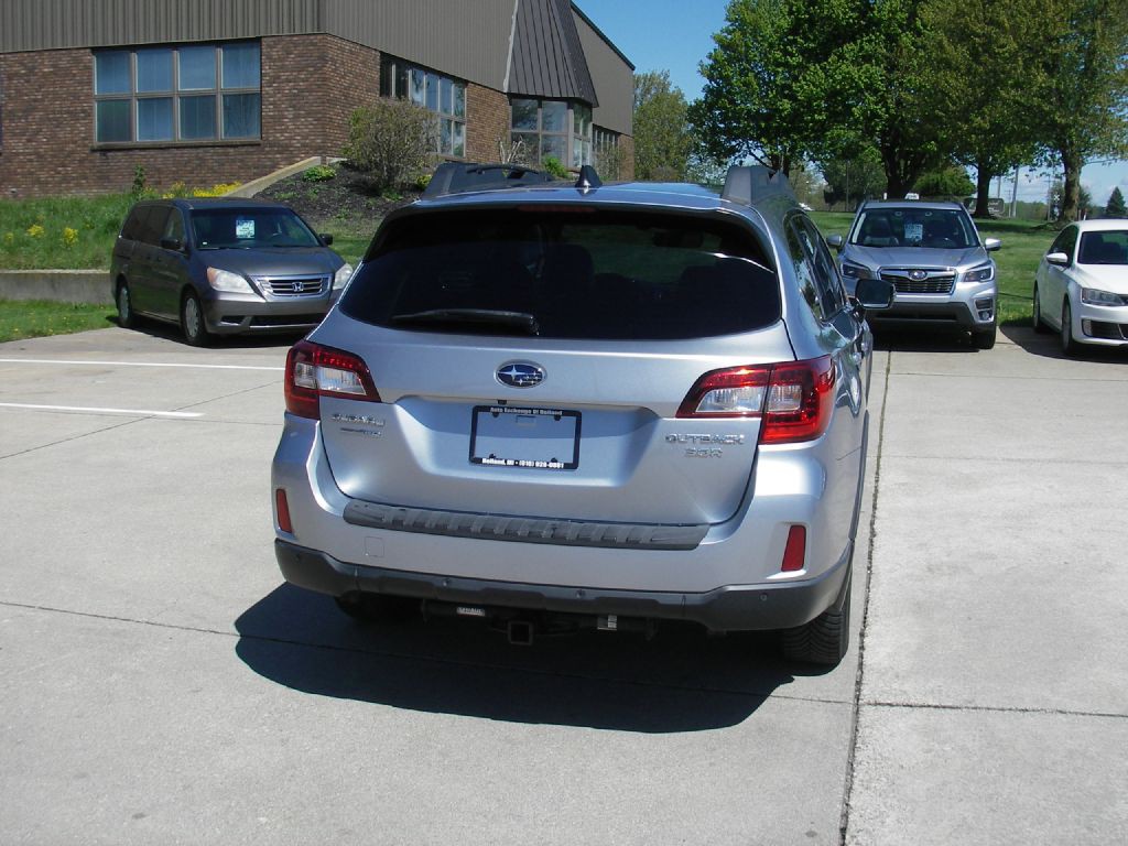 2017 Subaru Outback Image 6
