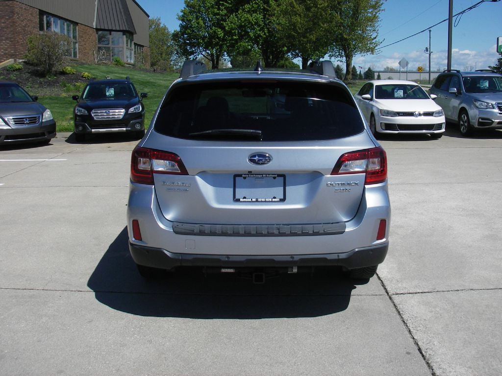 2017 Subaru Outback Image 7