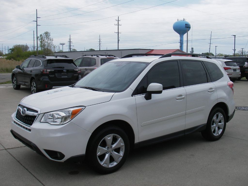 2015 Subaru Forester Image 11