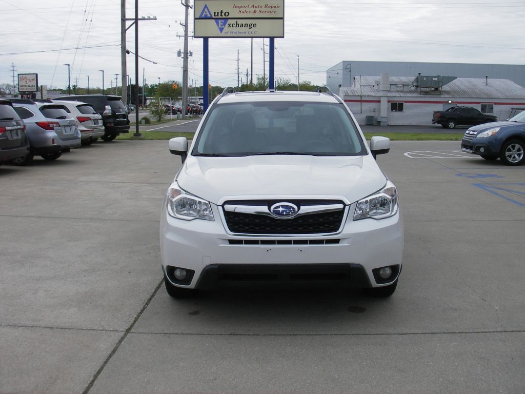 2015 Subaru Forester Image 12
