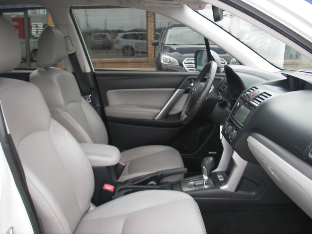 2015 Subaru Forester Image 34