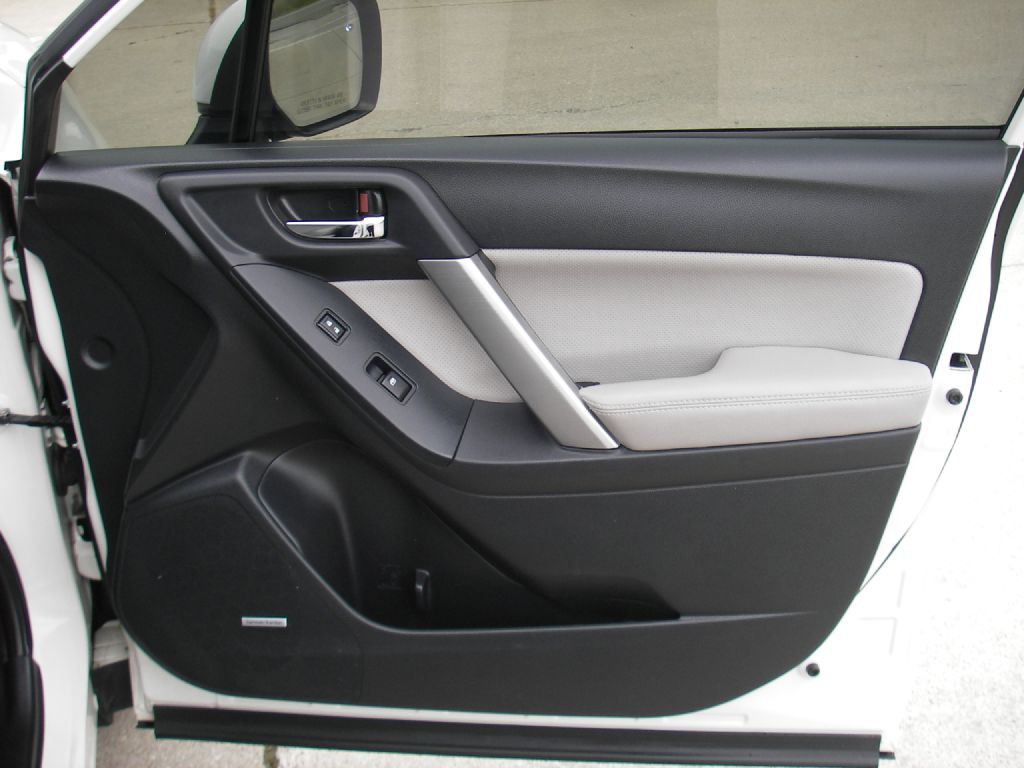 2015 Subaru Forester Image 36
