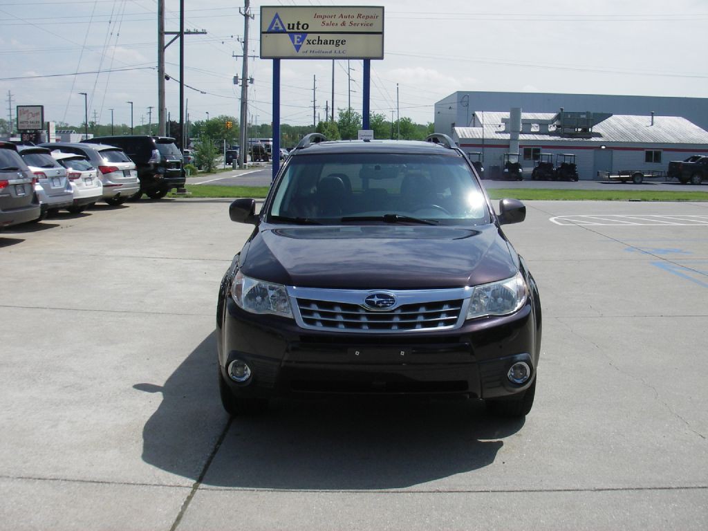 2013 Subaru Forester Image 12
