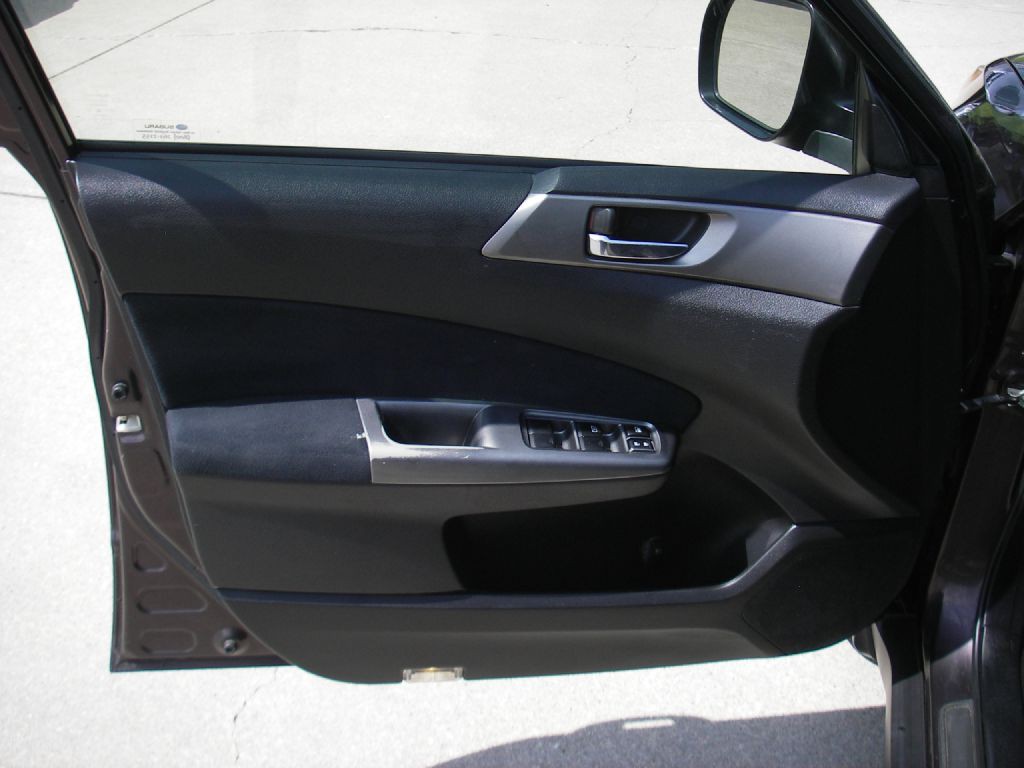 2013 Subaru Forester Image 14