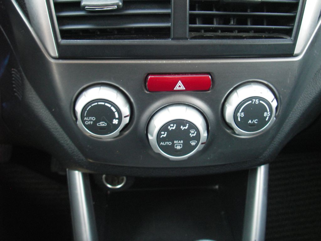 2013 Subaru Forester Image 22