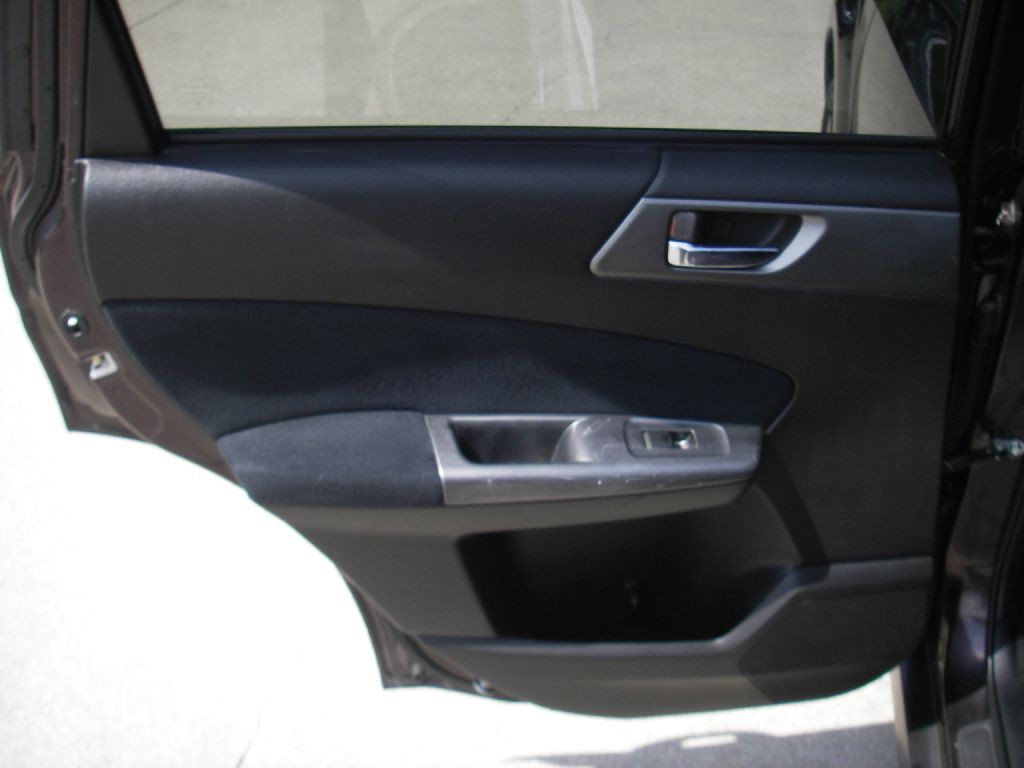 2013 Subaru Forester Image 26