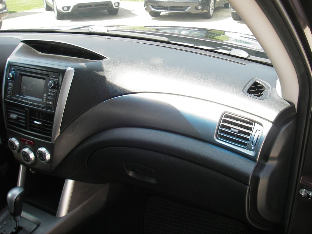 2013 Subaru Forester Image 32