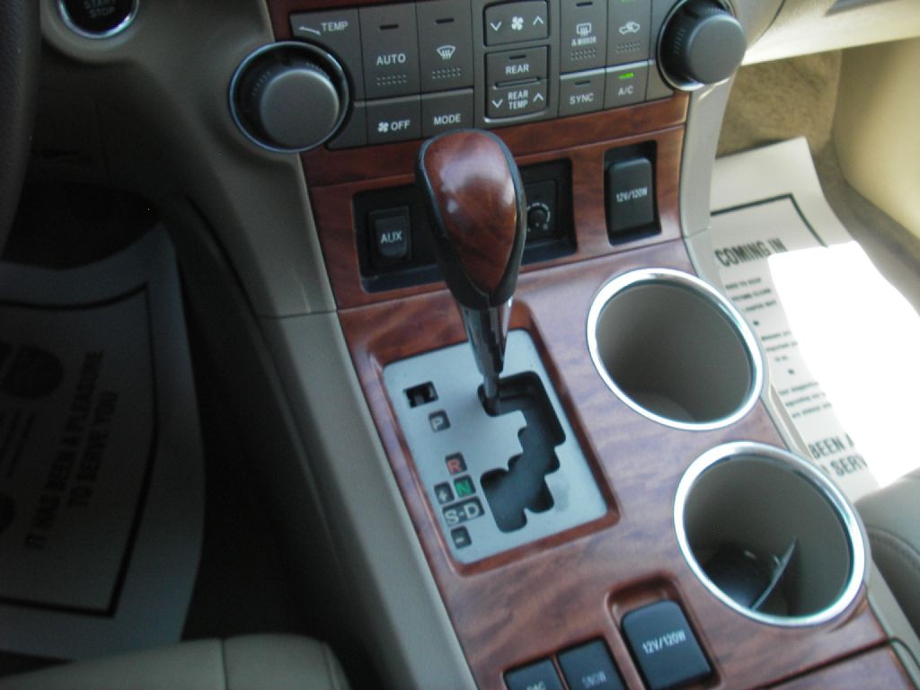 2008 Toyota Highlander Image 24