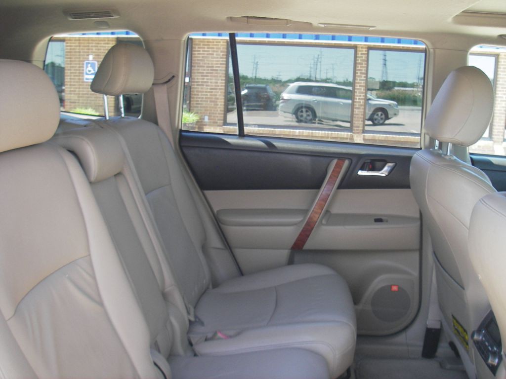 2008 Toyota Highlander Image 32