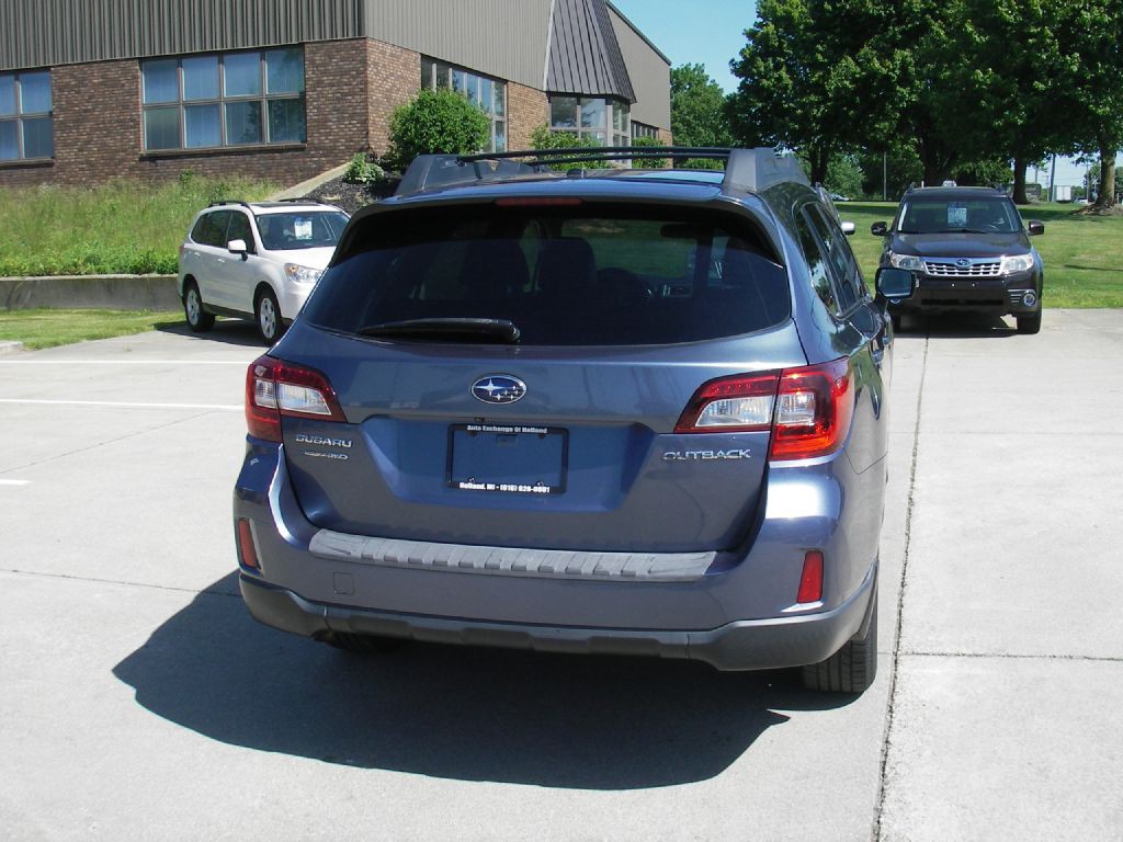 2015 Subaru Outback Image 6