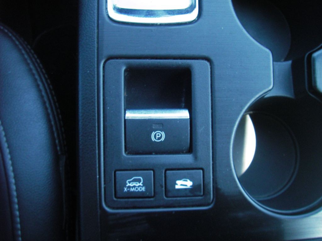 2015 Subaru Outback Image 25