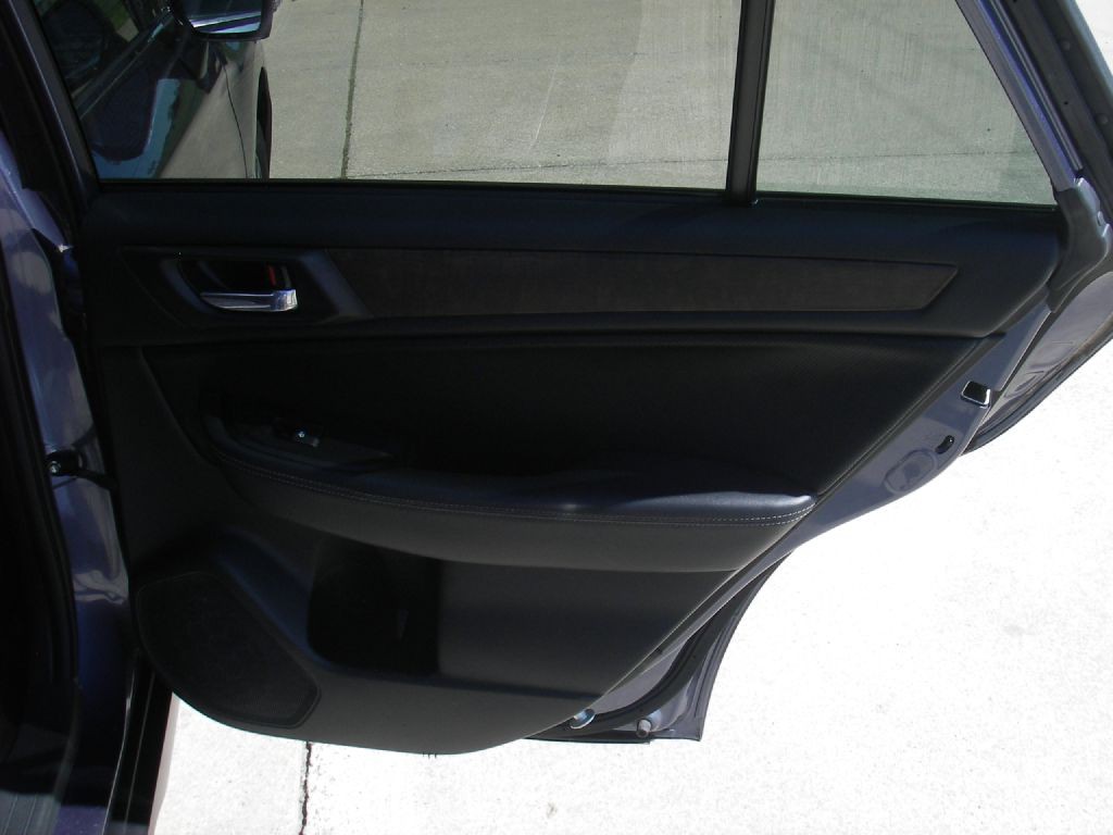 2015 Subaru Outback Image 30