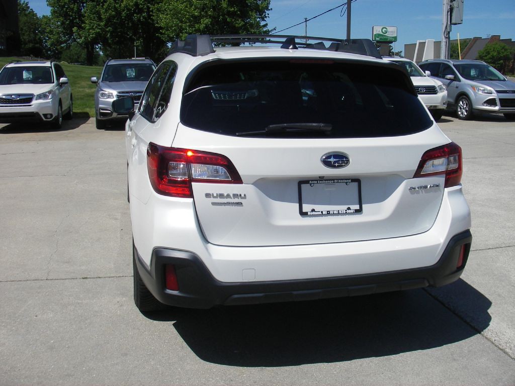 2019 Subaru Outback Image 8