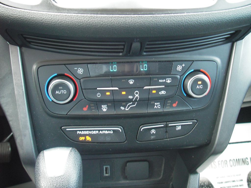 2017 Ford Escape Image 22