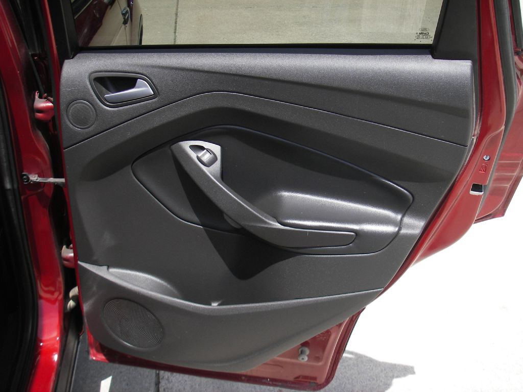 2017 Ford Escape Image 28