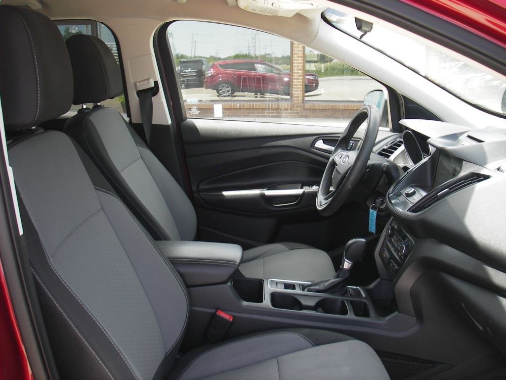 2017 Ford Escape Image 30