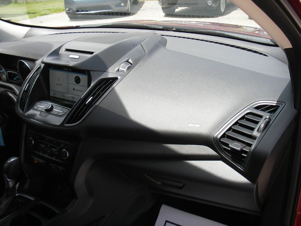 2017 Ford Escape Image 31