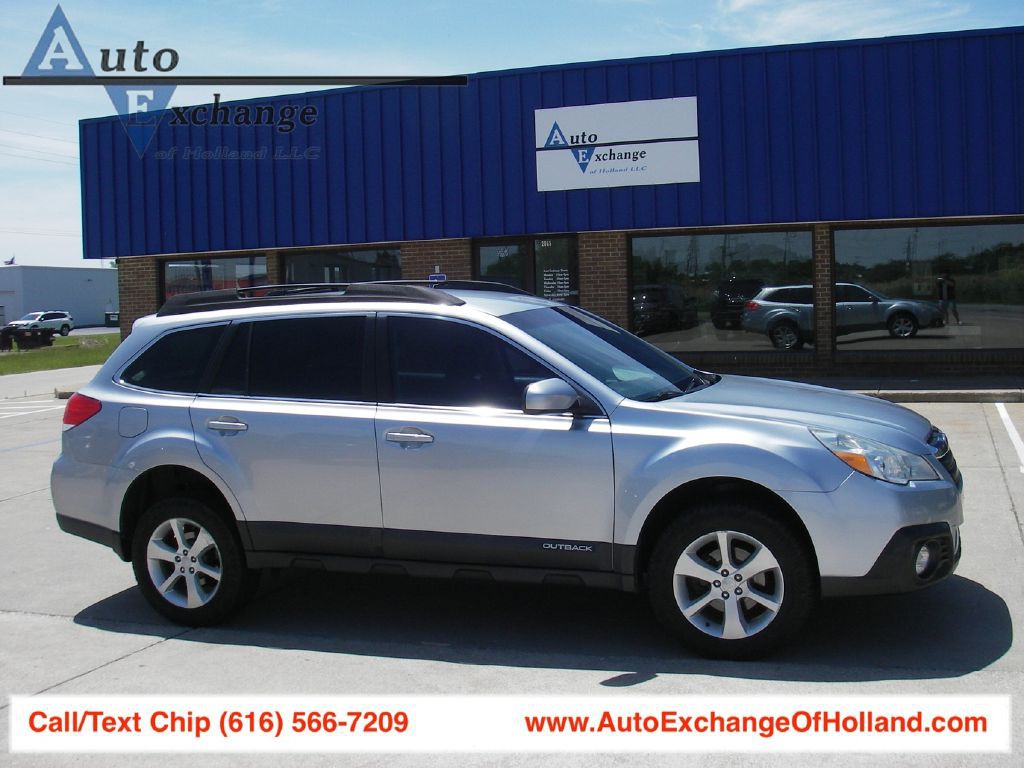 2013 Subaru Outback Image 1