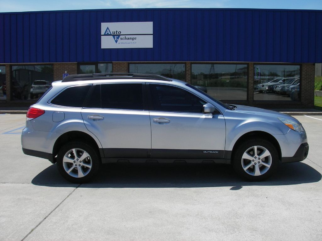 2013 Subaru Outback Image 4