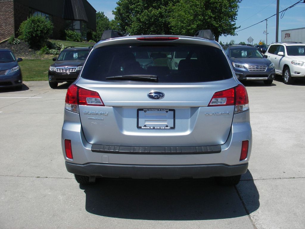 2013 Subaru Outback Image 7