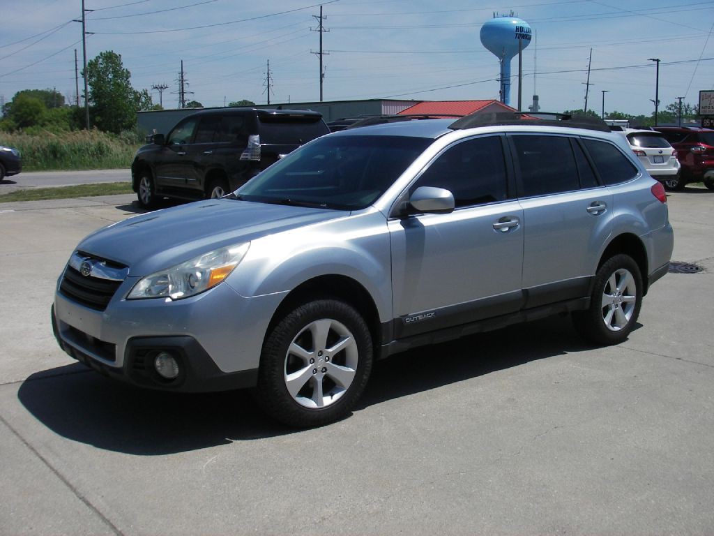 2013 Subaru Outback Image 11