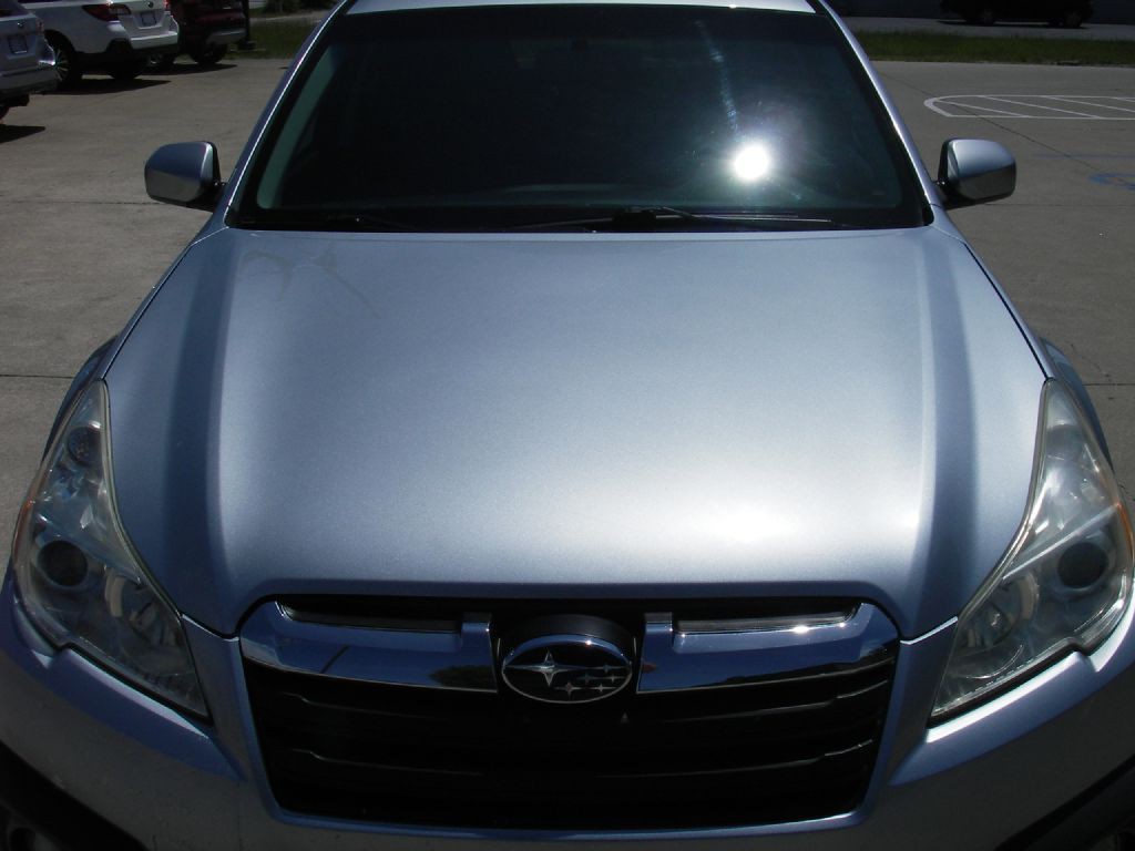 2013 Subaru Outback Image 13