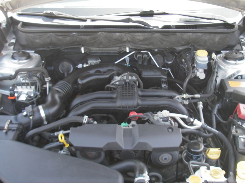 2013 Subaru Outback Image 34