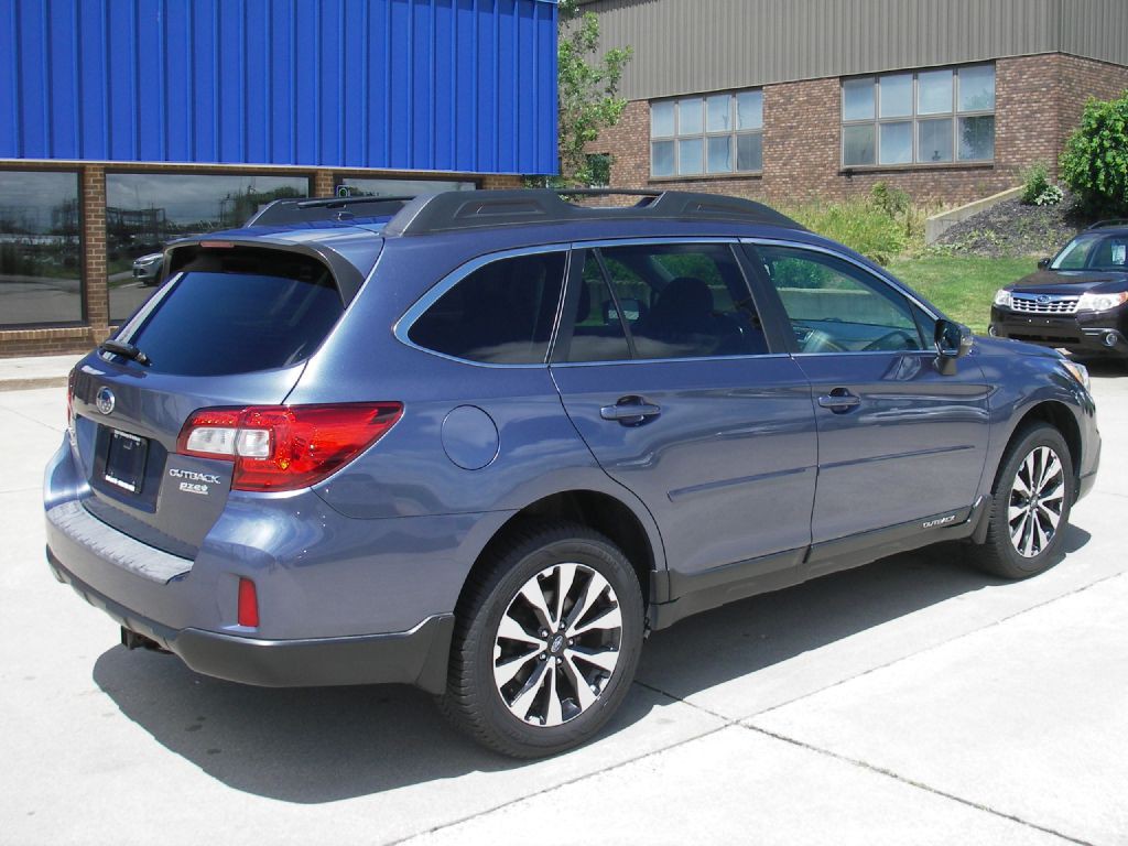 2015 Subaru Outback Image 5