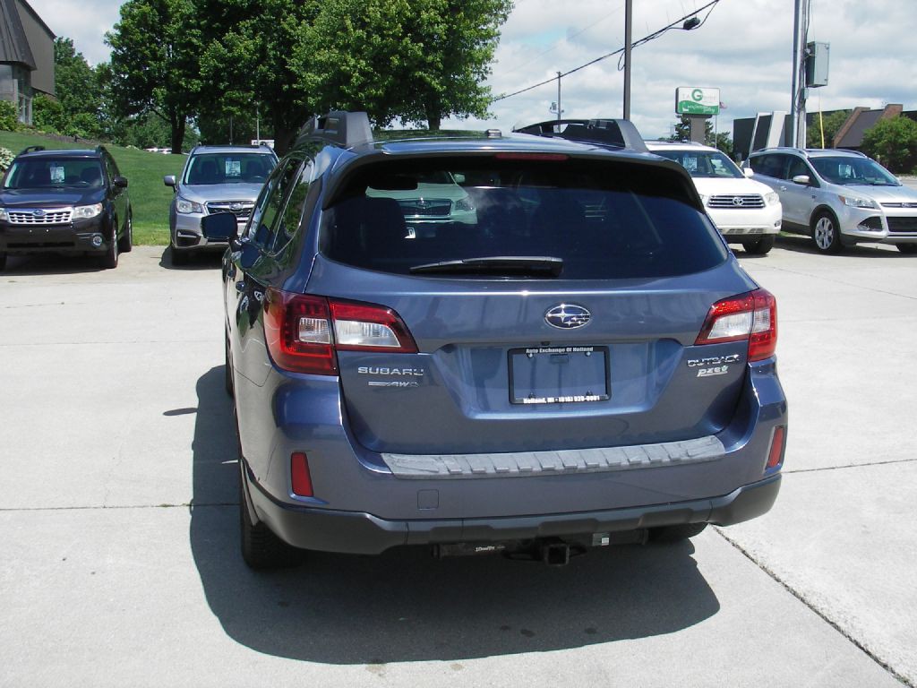 2015 Subaru Outback Image 8