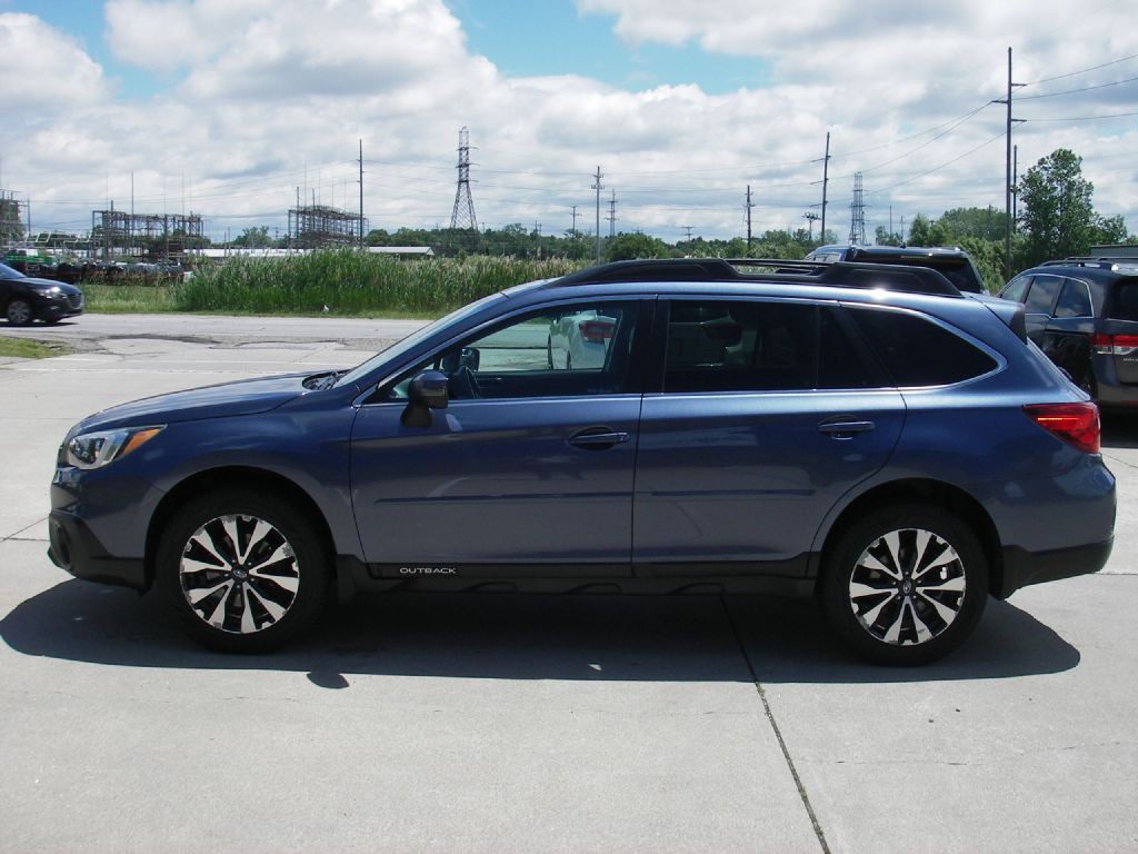 2015 Subaru Outback Image 10