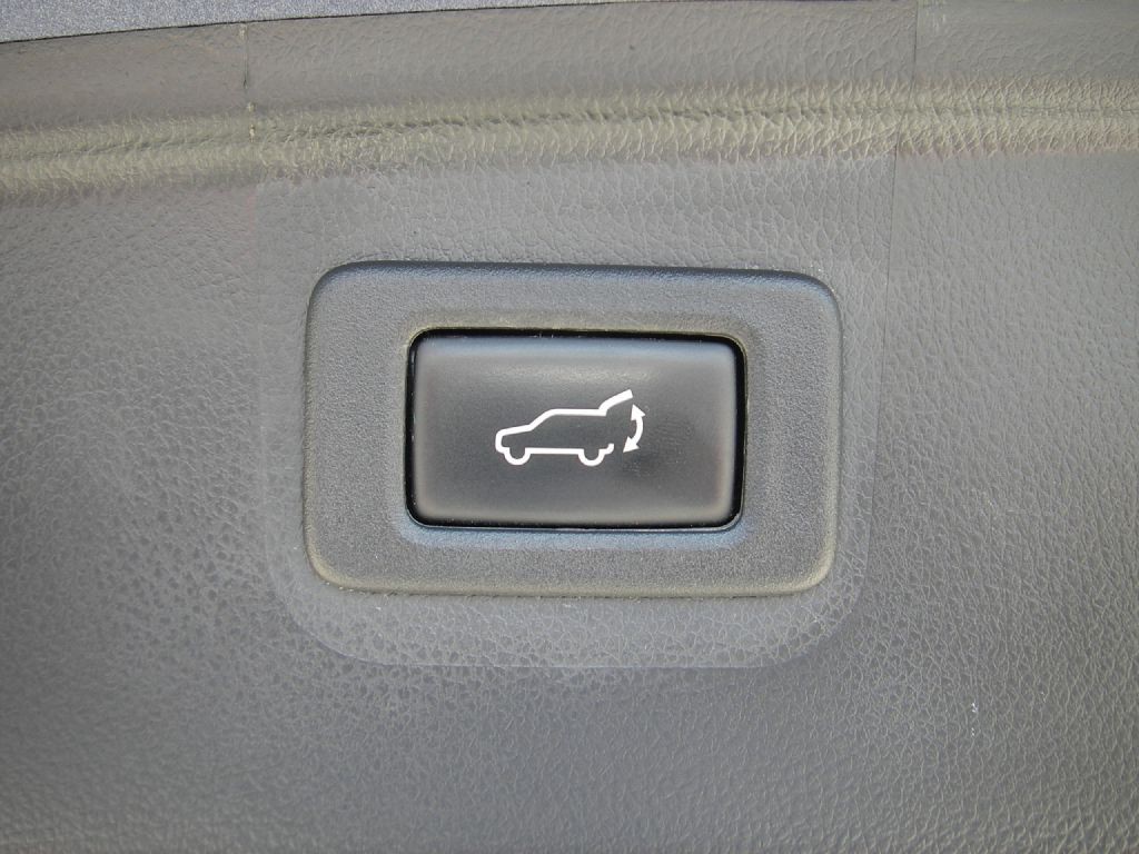 2015 Subaru Outback Image 28