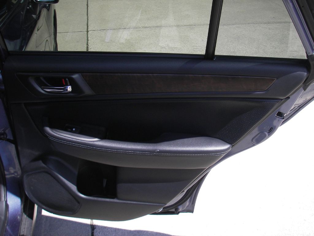 2015 Subaru Outback Image 29