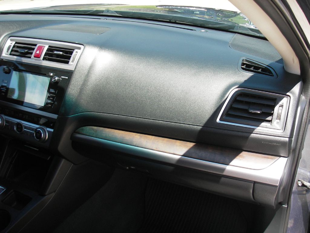 2015 Subaru Outback Image 33